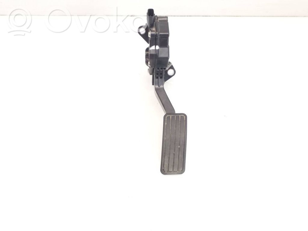 Subaru Outback Accelerator throttle pedal 
