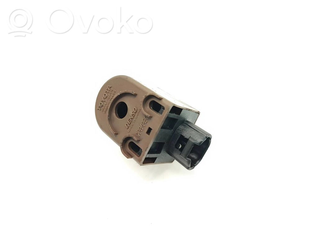Toyota RAV 4 (XA40) Sensor 