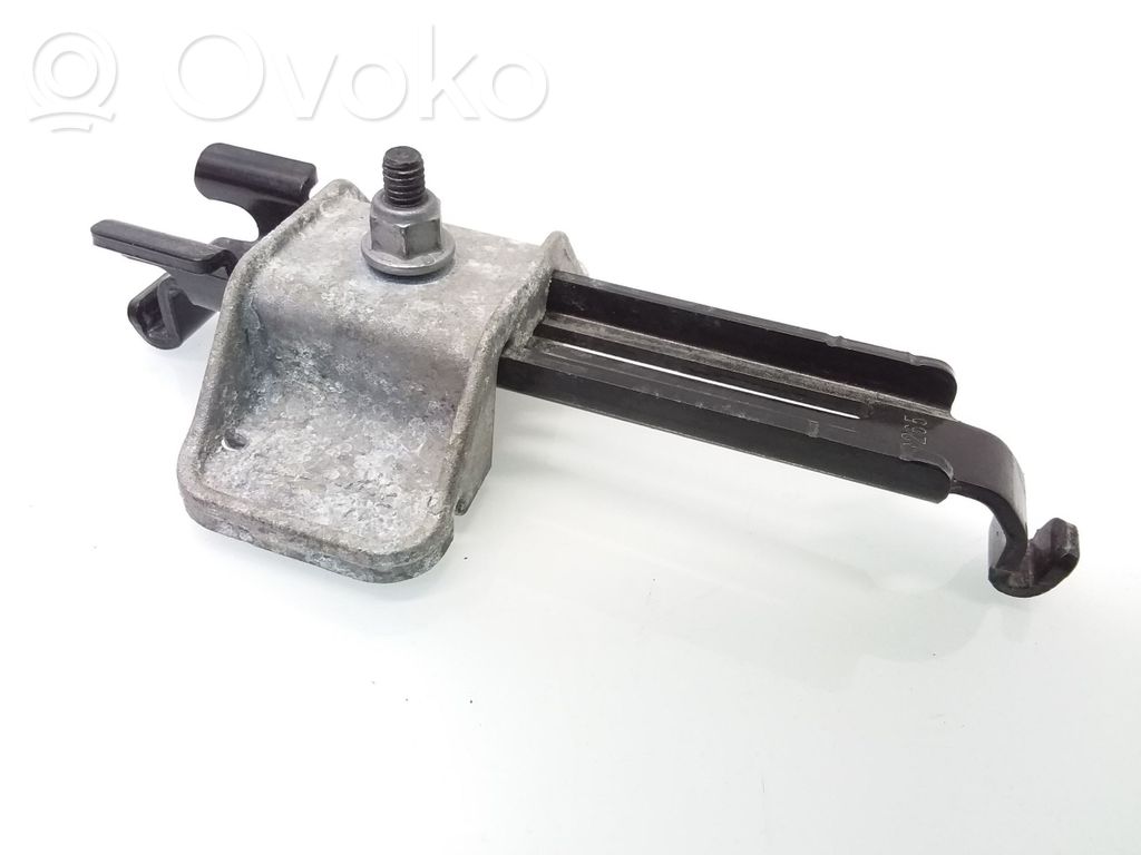 Tesla Model 3 Battery bracket 