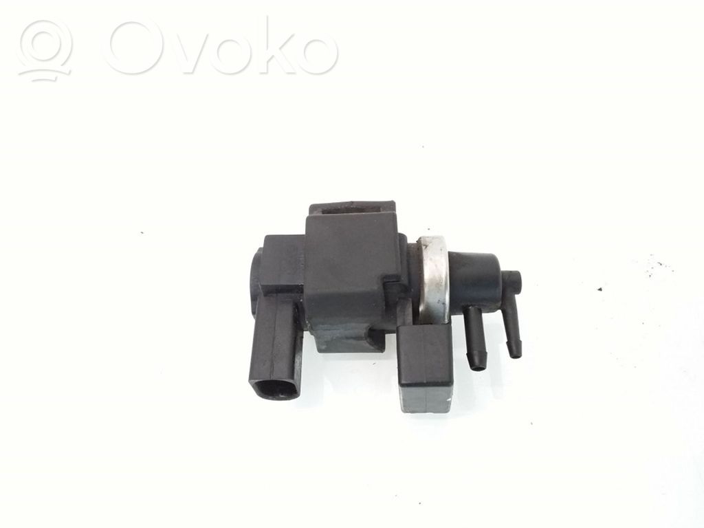 Audi A4 S4 B7 8E 8H Solenoīda vārsts 