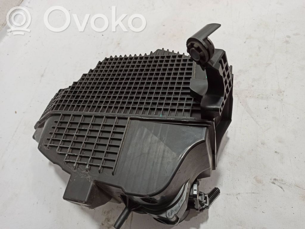 Dacia Duster II Air filter box 