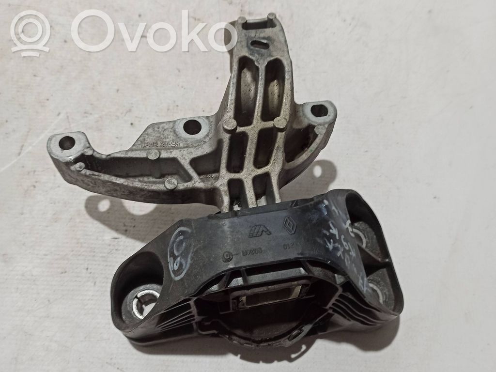Renault Megane IV Engine mount bracket 