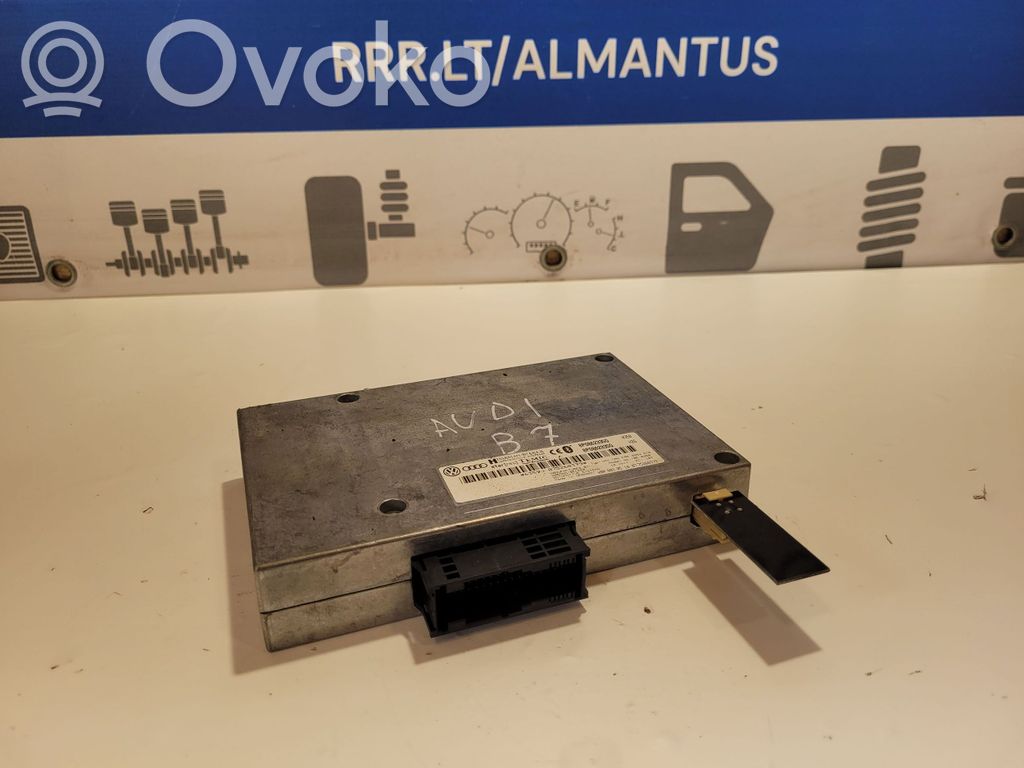 Audi A4 S4 B7 8E 8H Bluetooth control unit module 