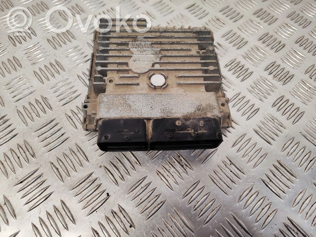 Volkswagen Caddy Engine control unit/module 