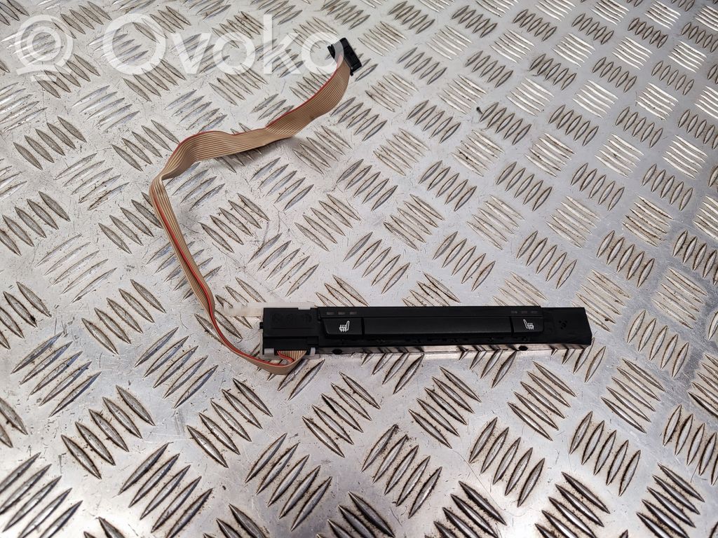Seat heating switch   6962589