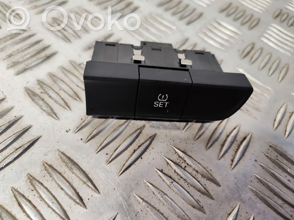 Audi A1 Other switches/knobs/shifts 