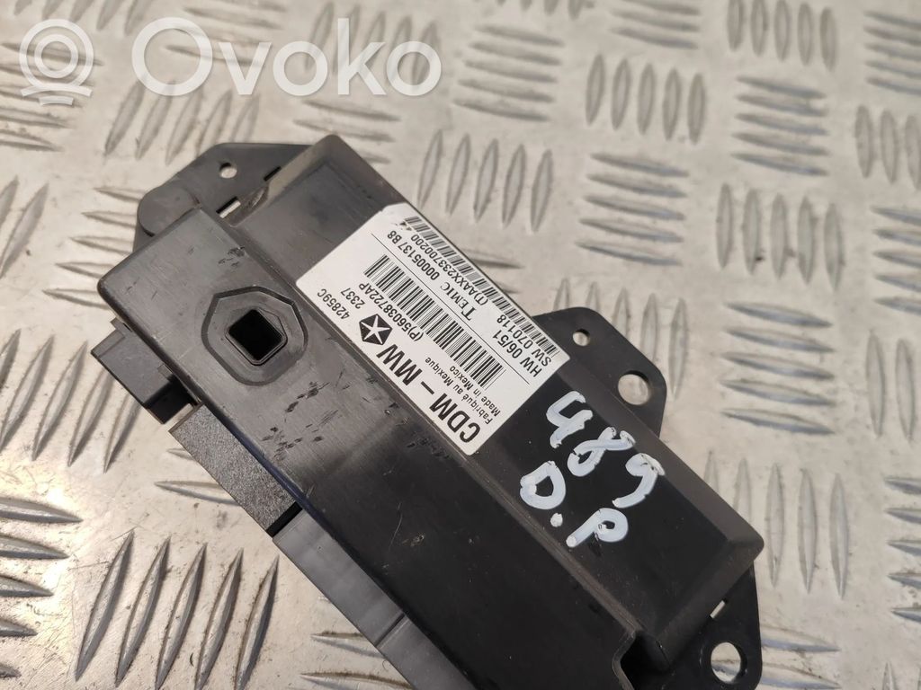 Chrysler 300 - 300C Door control unit/module 