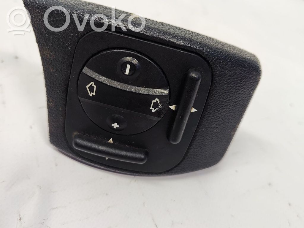 Seat control switch   2118000878