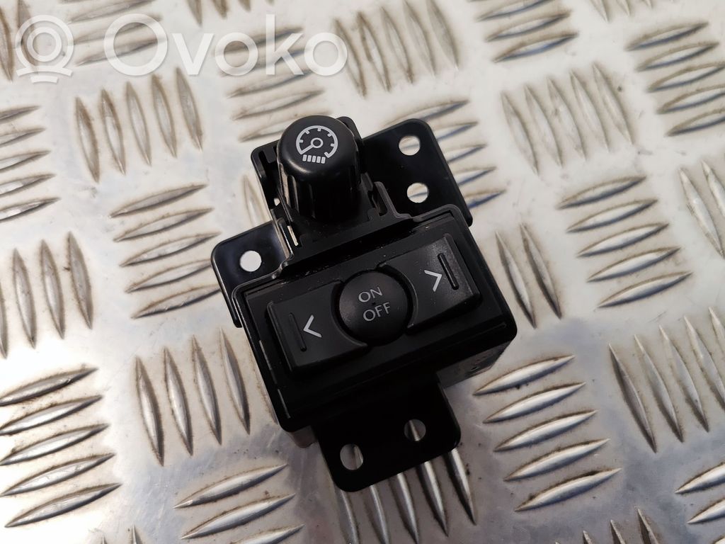 Lexus IS 220D-250-350 Panel lighting control switch 