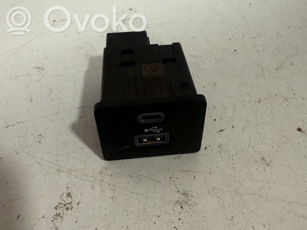 Ford Mustang Mach-E USB socket connector 