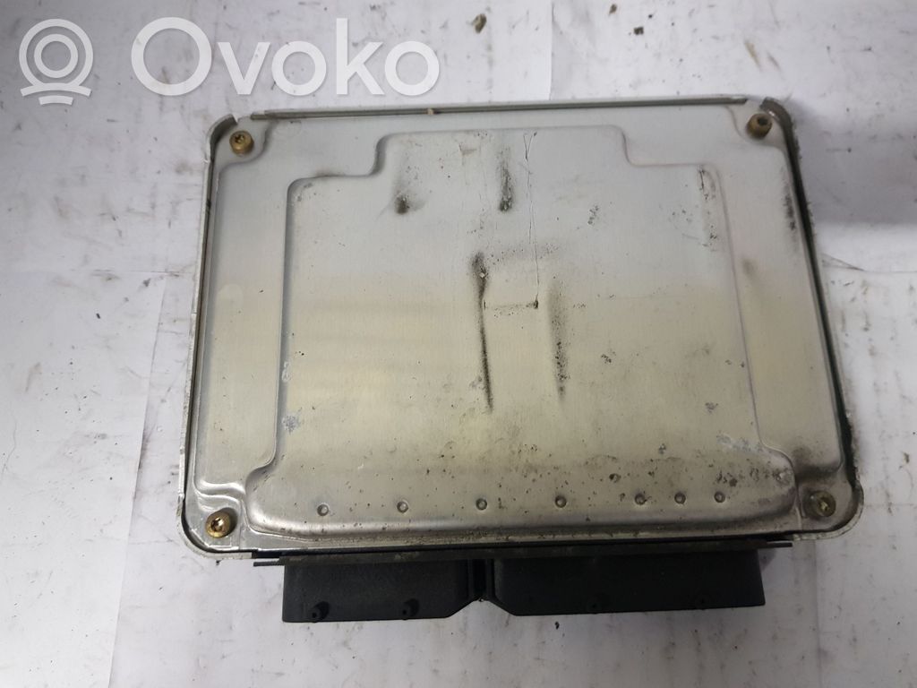 Volkswagen Golf IV Engine control unit/module 