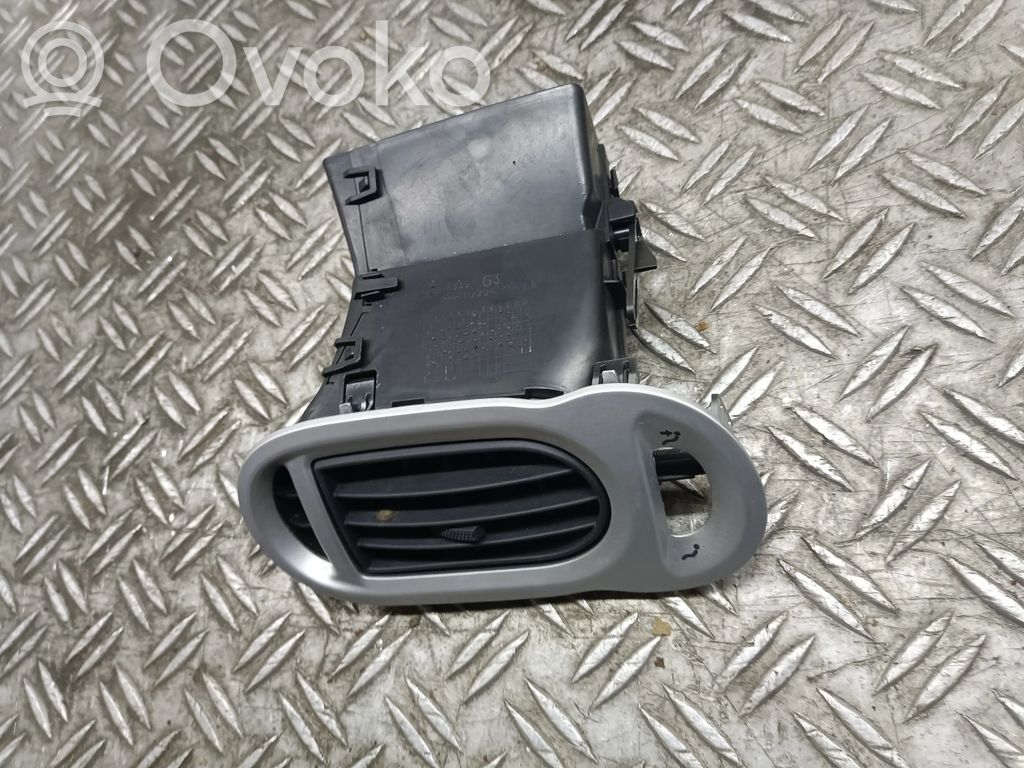 Renault Modus Moldura protectora de la rejilla de ventilación lateral del panel 