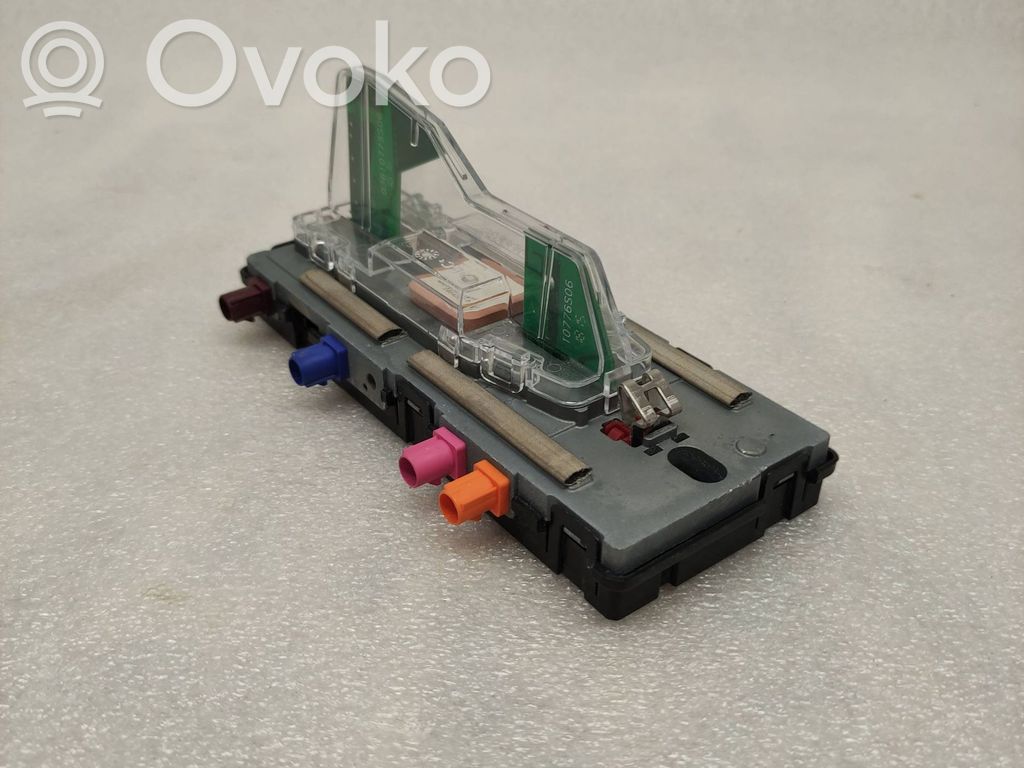 Volvo V60 Aerial GPS antenna 