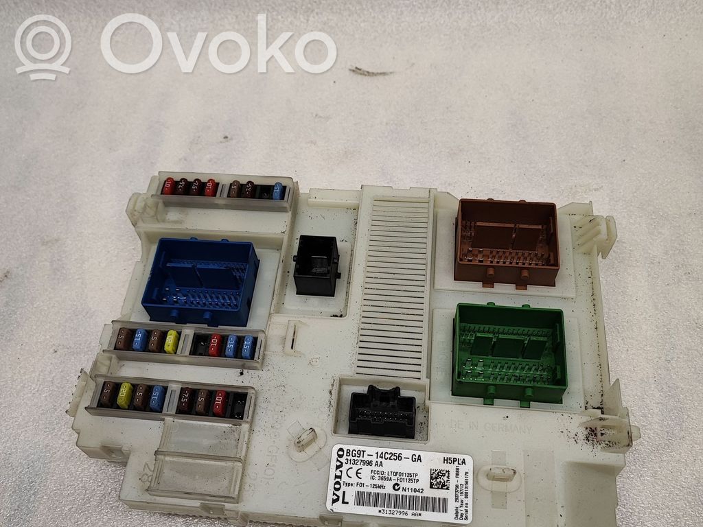 Volvo V60 Fuse module 