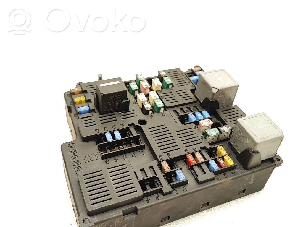 Volvo XC90 Módulo de fusible 