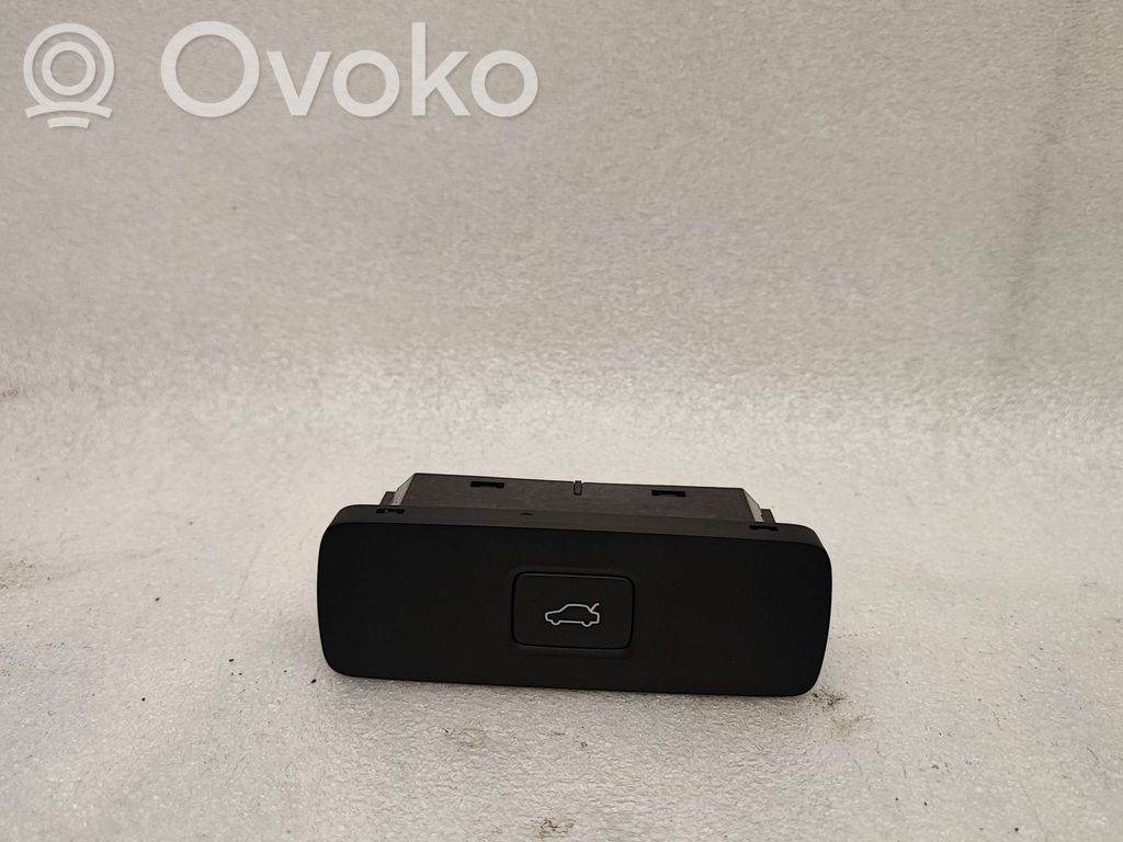 Volvo S90, V90 Tailgate opening switch 