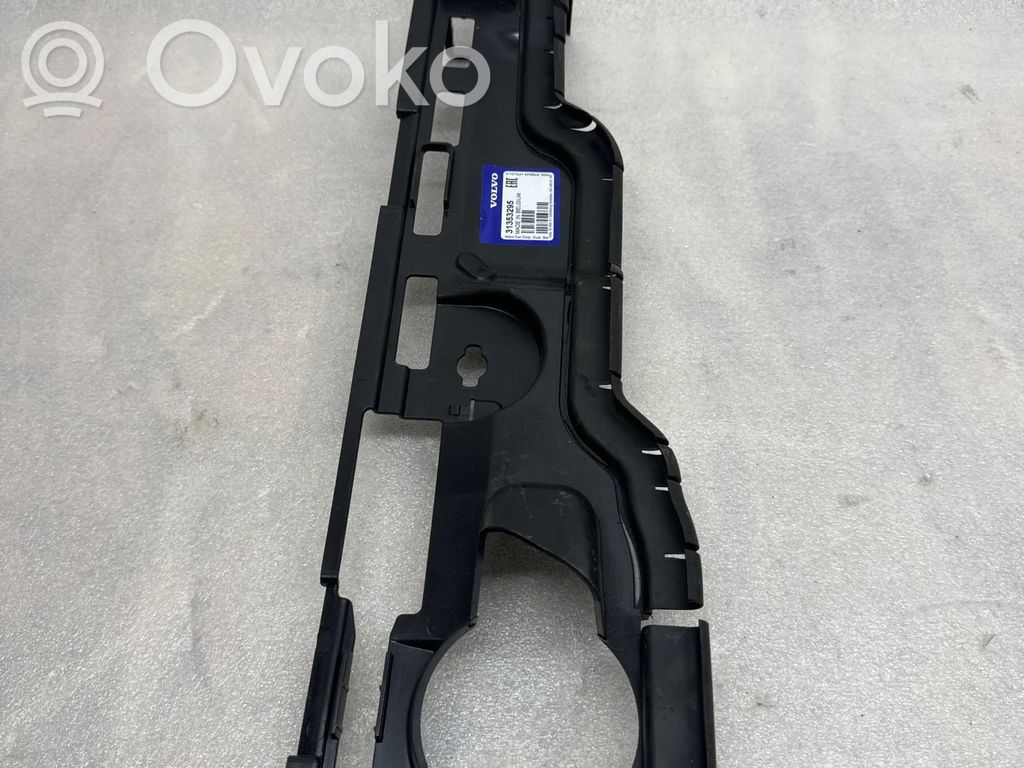 Volvo V60 Radiatoriaus oro nukreipėjas (-ai) 
