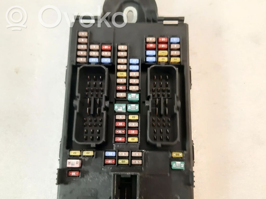 Volvo XC90 Drošinātāju bloks 