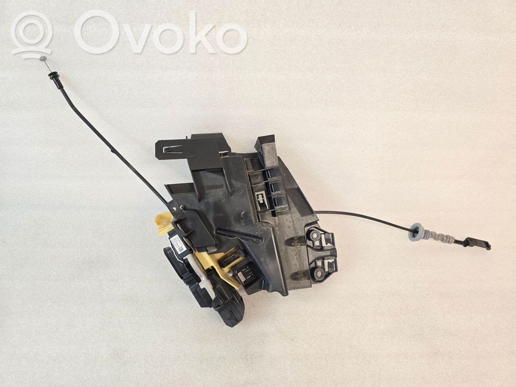 Volvo XC90 Cerradura de puerta trasera 