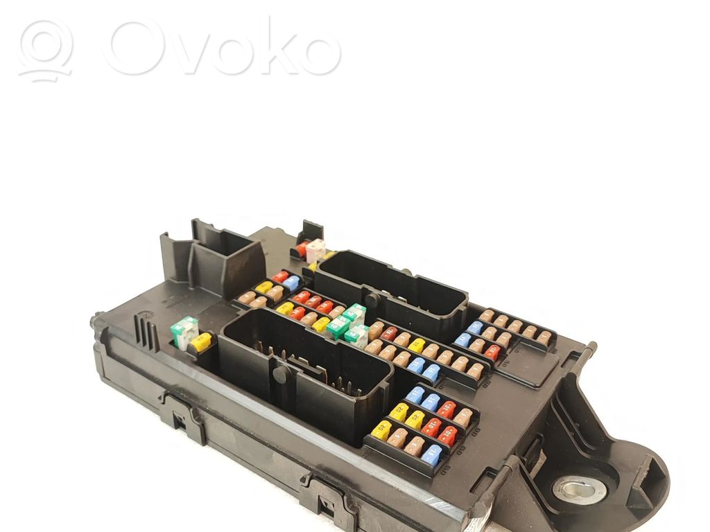 Volvo XC90 Drošinātāju kaste (komplekts) 