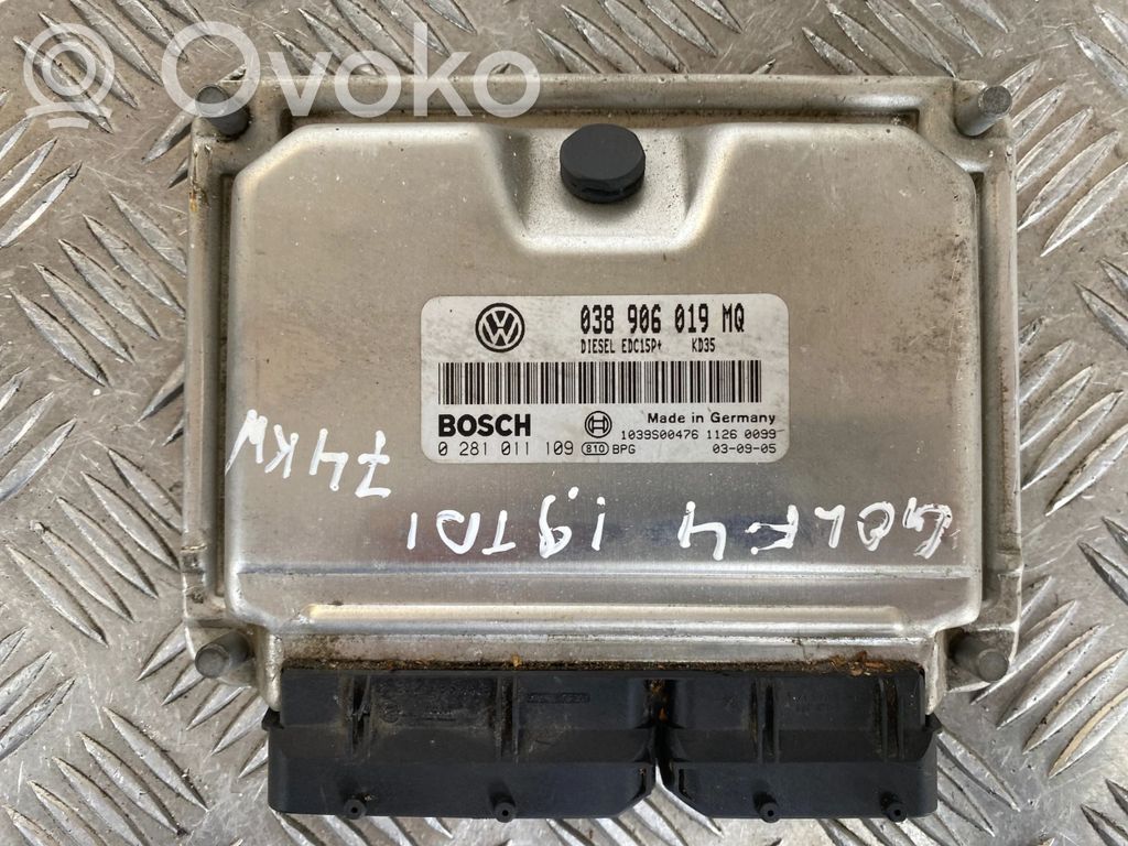 Volkswagen Golf IV Engine control unit/module 