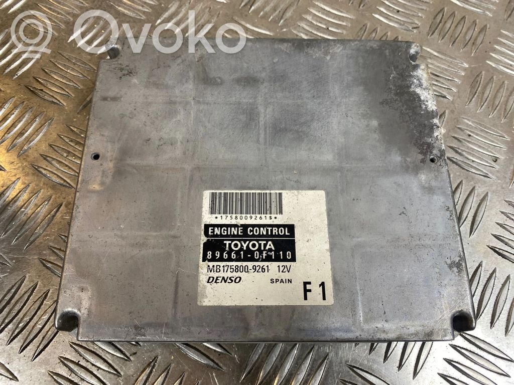 Toyota Corolla Verso AR10 Engine control unit/module 