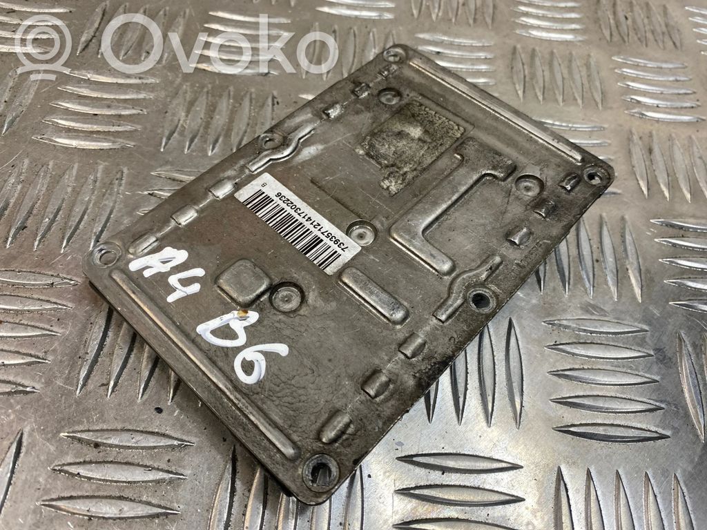 Audi A4 S4 B6 8E 8H Headlight ballast module Xenon 