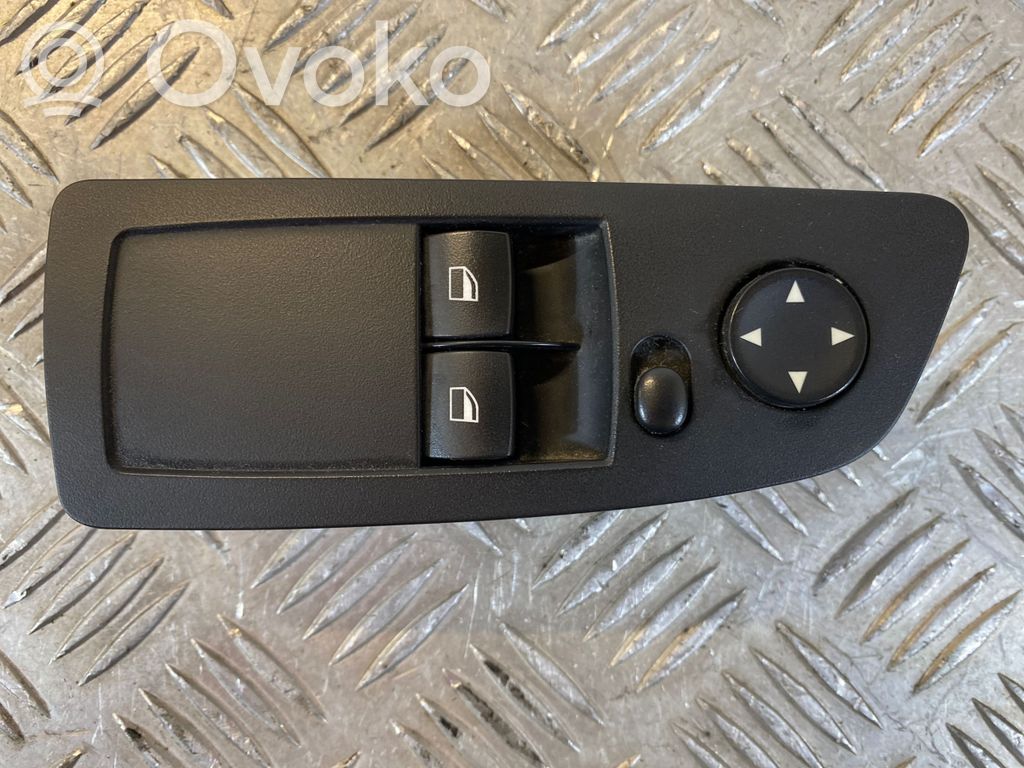BMW 1 E81 E87 Electric window control switch 