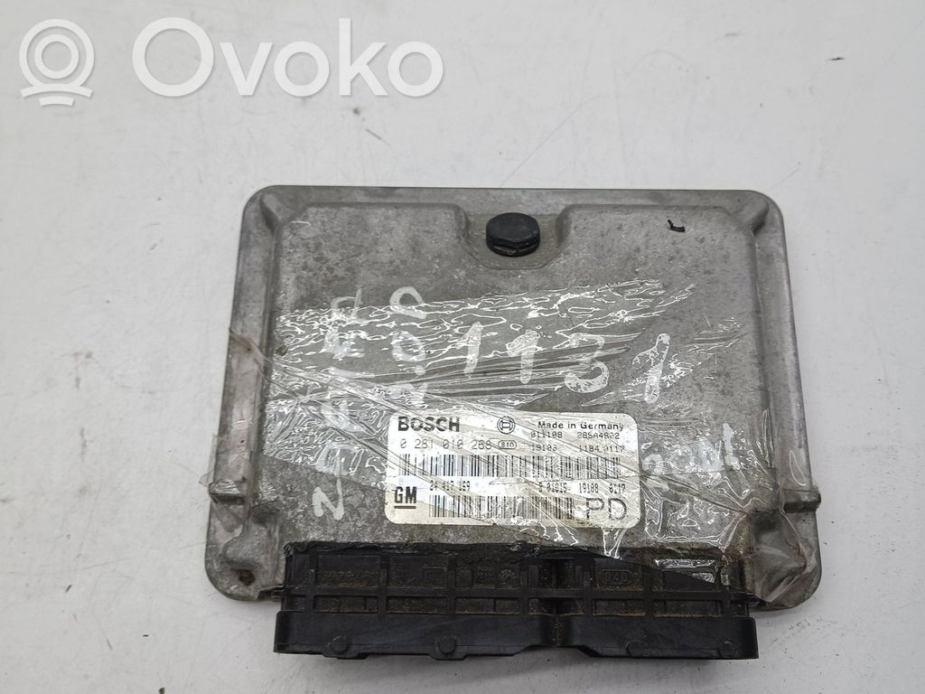 Opel Zafira A Engine control unit/module 