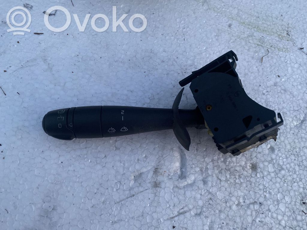 Renault Laguna II Wiper control stalk 