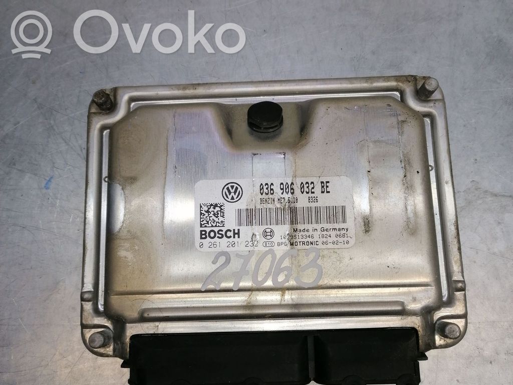 Volkswagen Golf V Engine control unit/module 