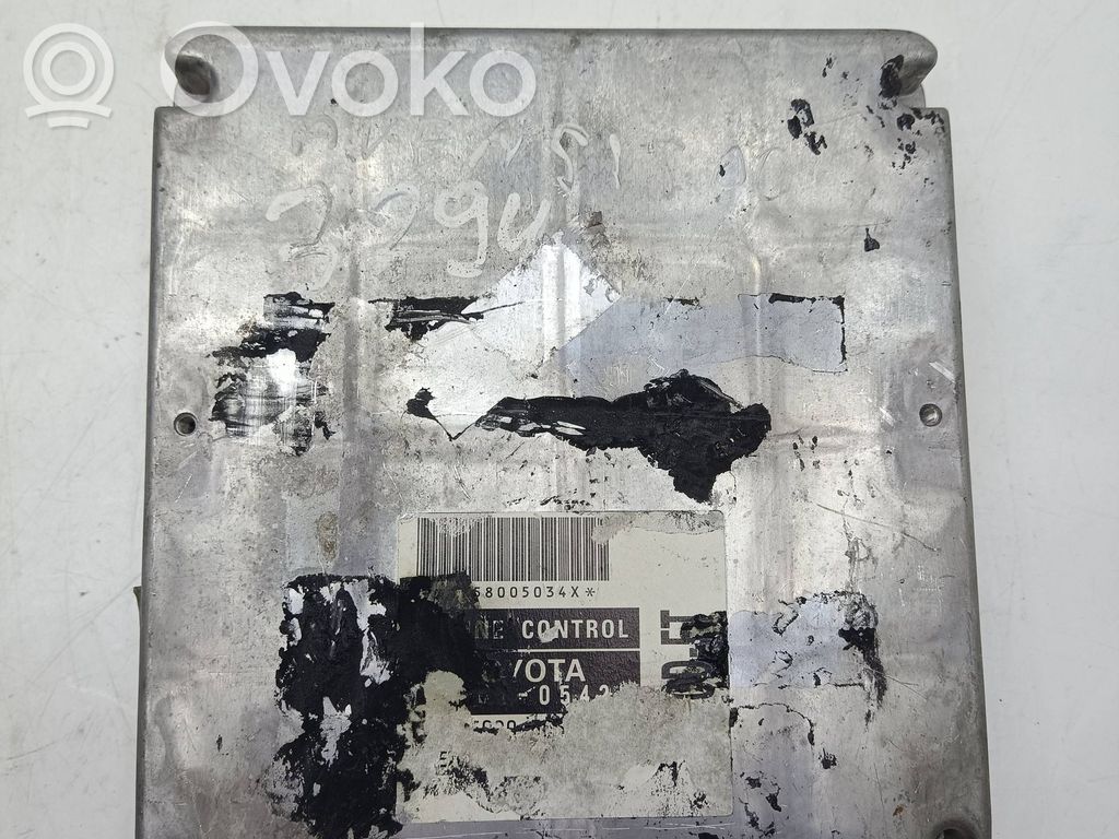 Toyota Avensis T220 Engine control unit/module 