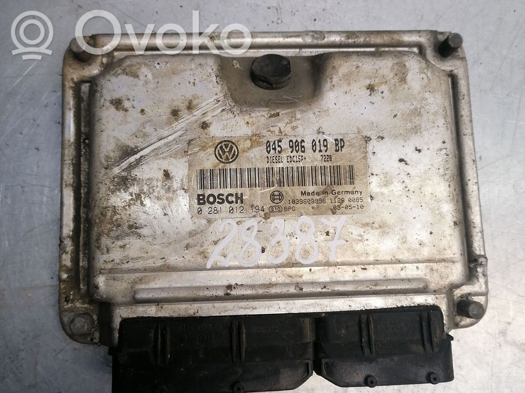 Volkswagen Polo IV 9N3 Engine control unit/module 