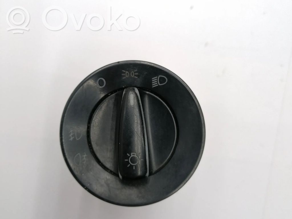 Seat Alhambra (Mk1) Light switch 