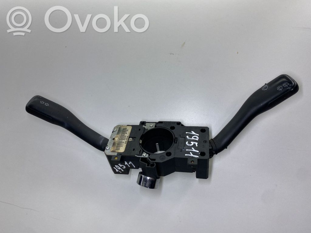 Volkswagen Golf IV Wiper turn signal indicator stalk/switch 