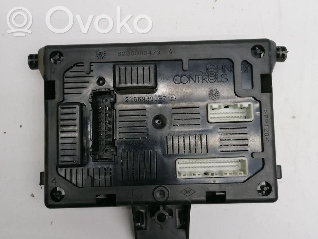 Renault Clio III Komforto modulis 