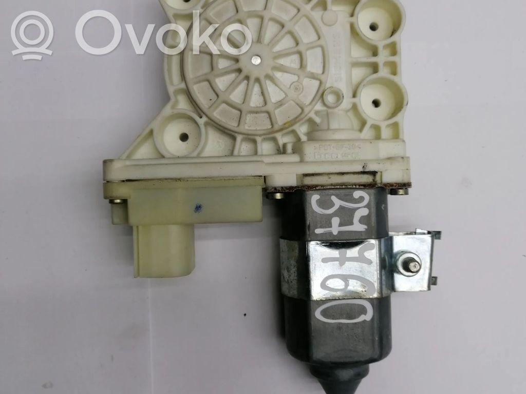 BMW 7 E65 E66 Priekinio lango pakelėjo varikliukas 