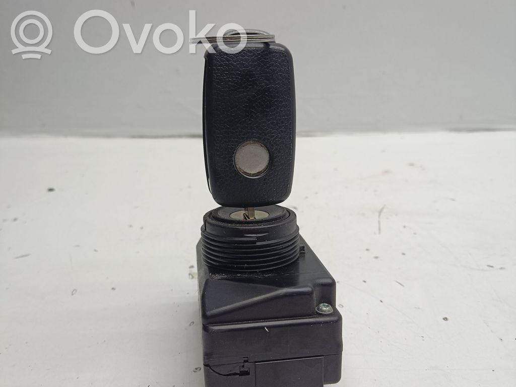 Volkswagen Touareg I Ignition lock 