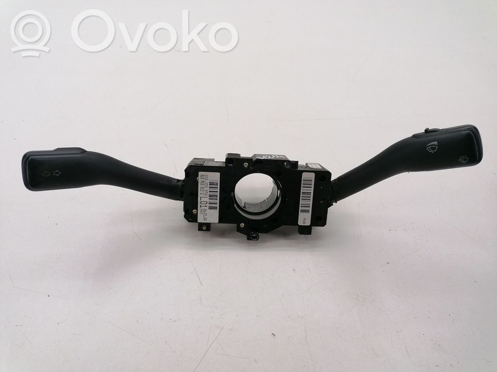 Volkswagen New Beetle Leva/interruttore dell’indicatore di direzione e tergicristallo 