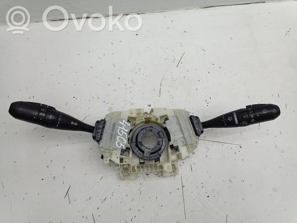 Mitsubishi Colt Wiper turn signal indicator stalk/switch 