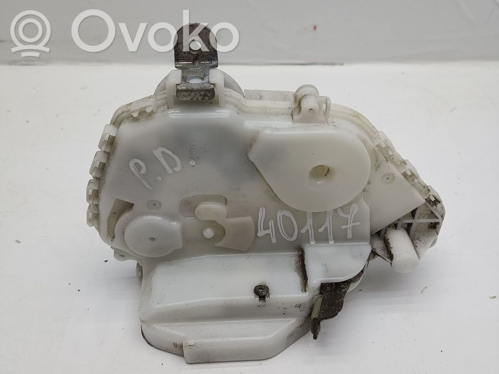 Honda Civic Priekšpusē slēdzene 