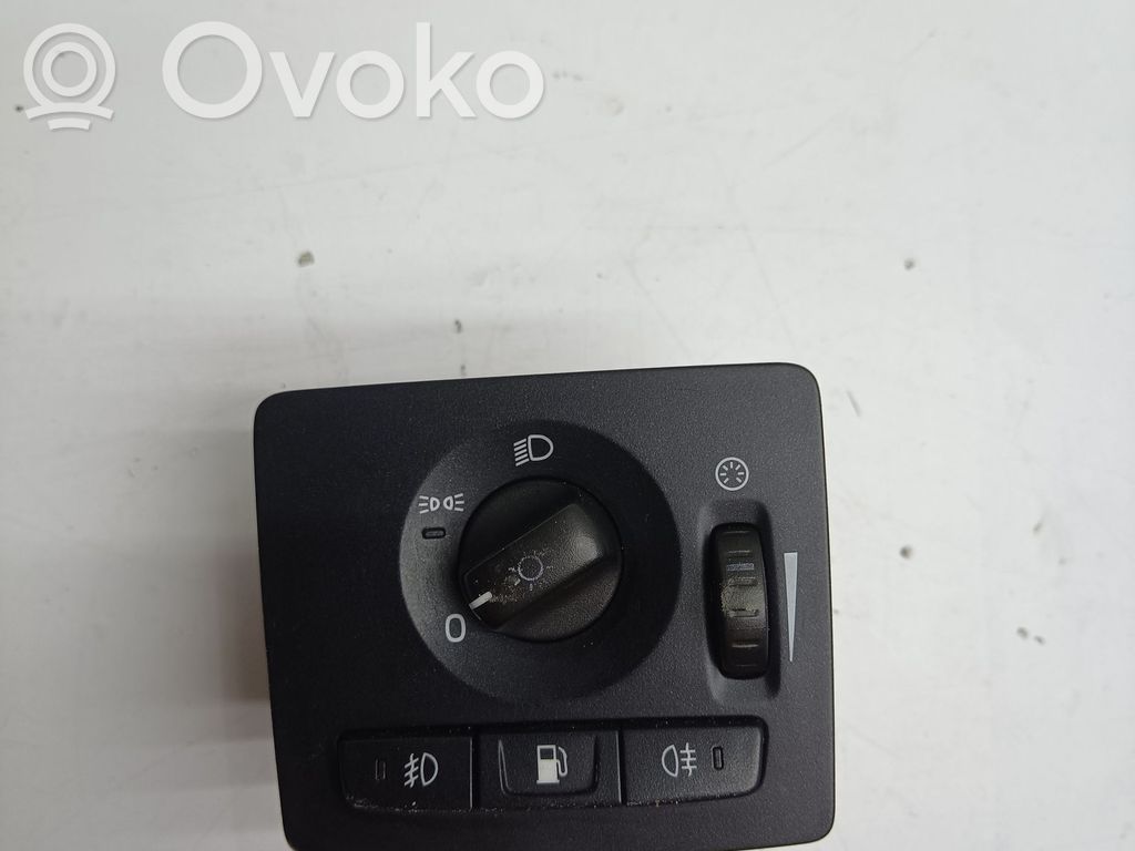 Volvo V50 Light switch 