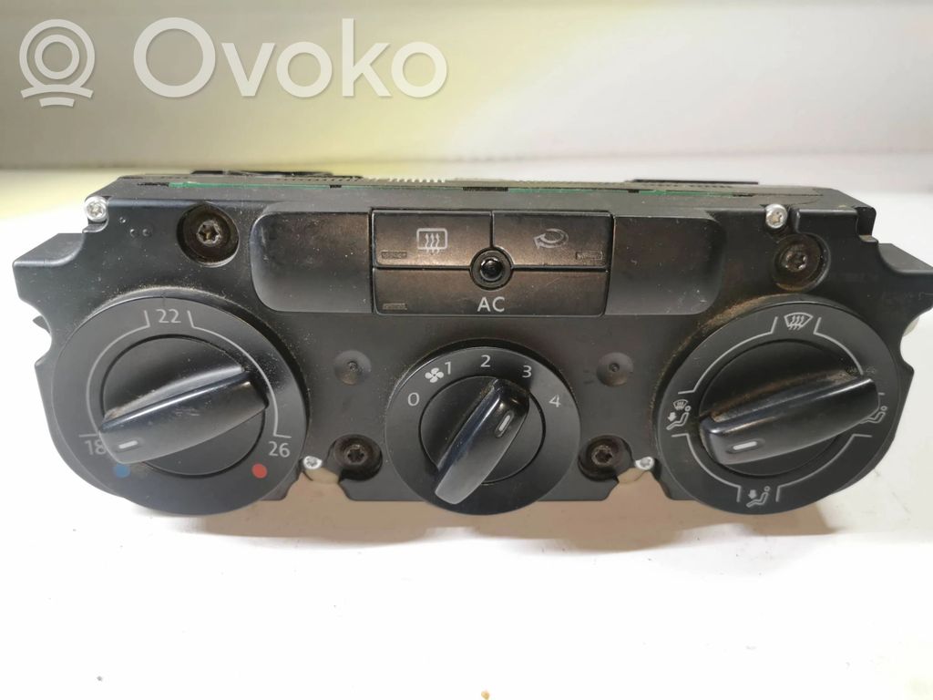 Volkswagen Golf V Climate control unit 