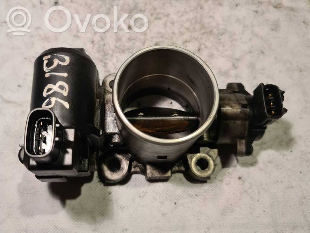 Toyota Avensis T250 Throttle valve 