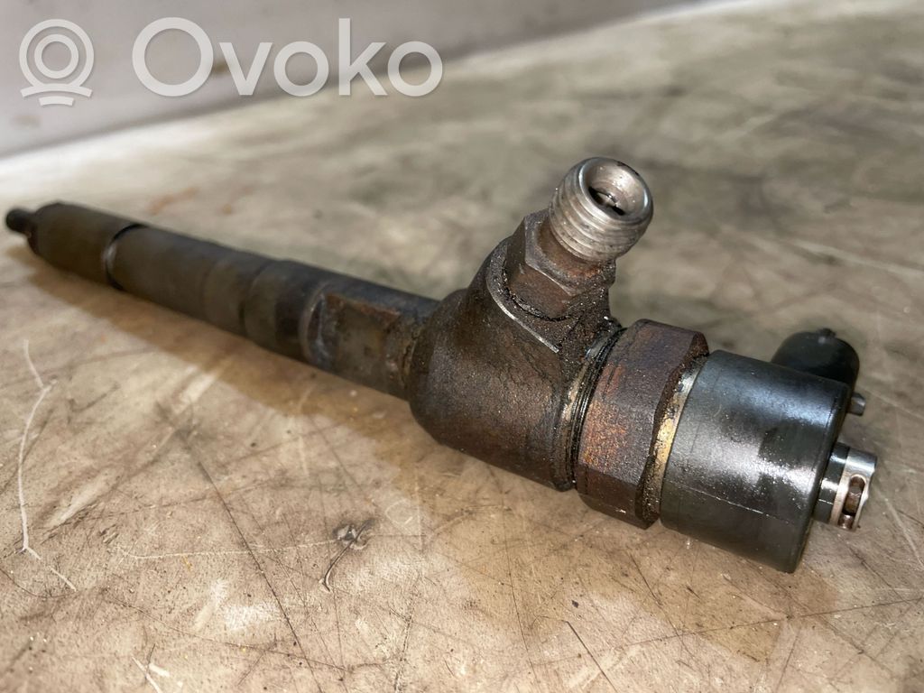 Opel Combo C Fuel injector 