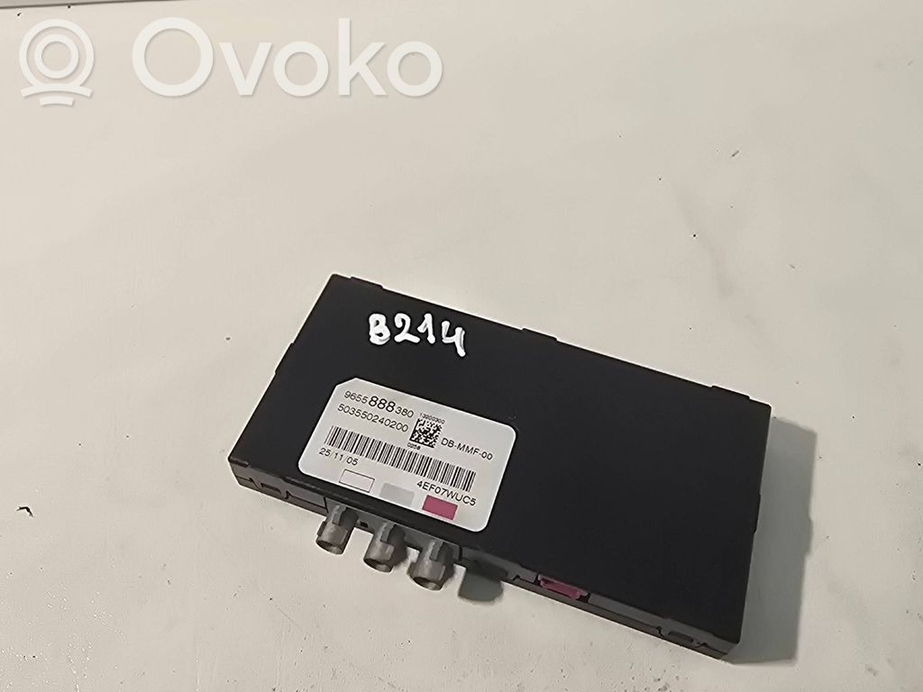Peugeot 407 Antenos stiprintuvas 