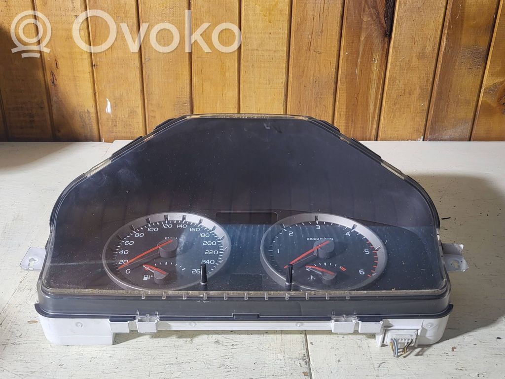 Volvo V50 Speedometer (instrument cluster) 