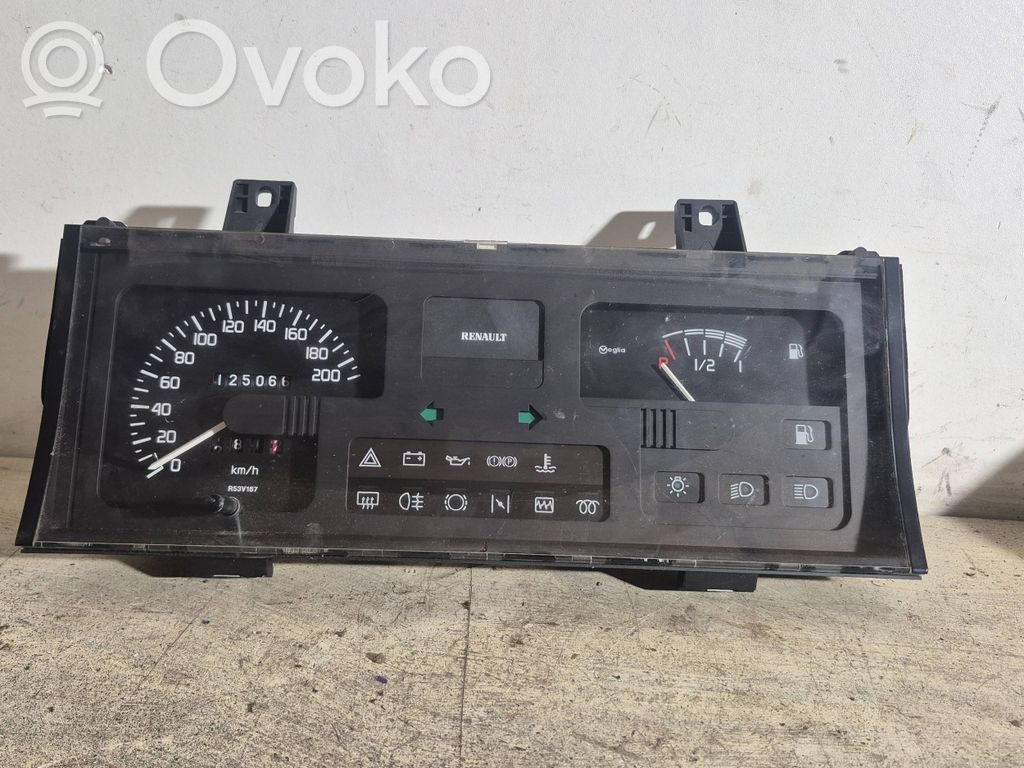 Renault Clio I Speedometer (instrument cluster) 