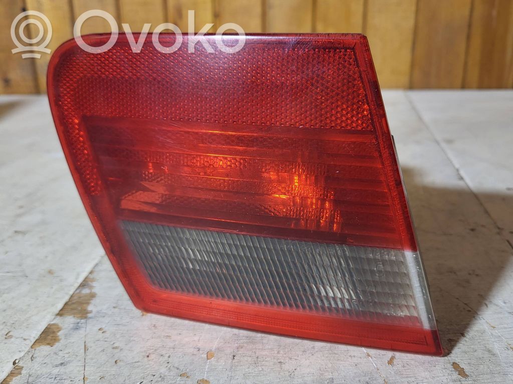 BMW 3 E46 Tailgate rear/tail lights 