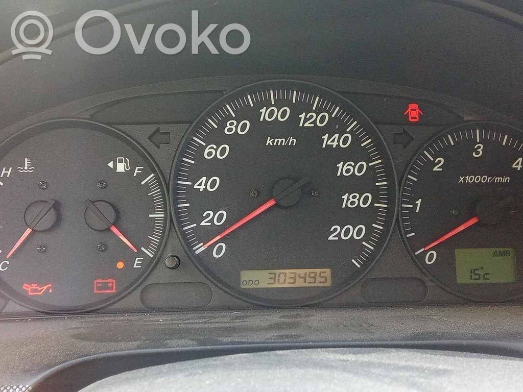 Mazda MPV Speedometer (instrument cluster) 